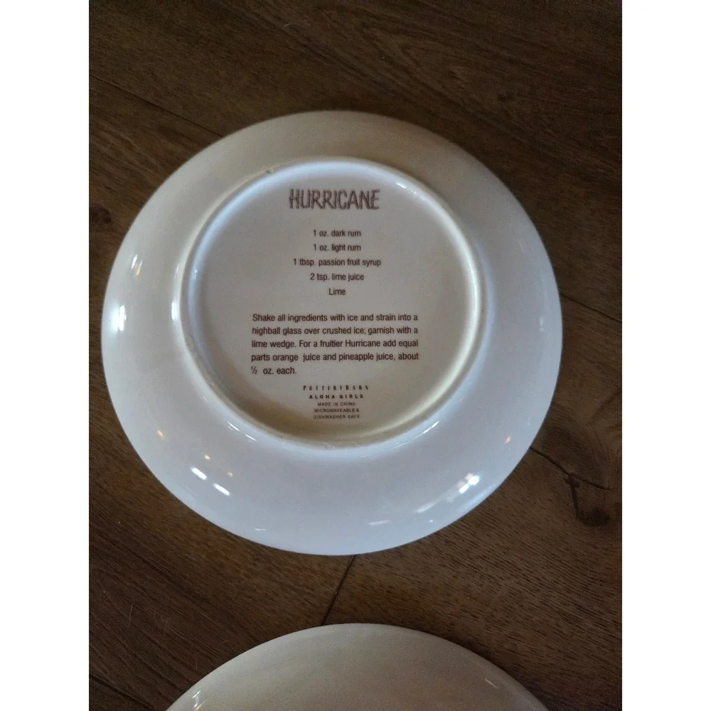 Pottery Barn 90s Aloha Girls Tiki Appetizer Plates Set of 4 Hula Girl Cocktails